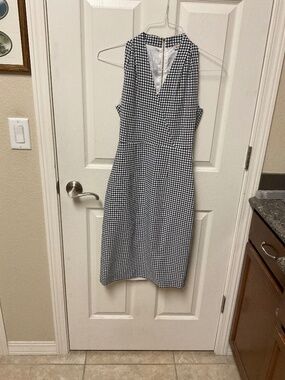 Classic black and white checked Cremieux sleeveless dress.  Fully lined.  Zipper